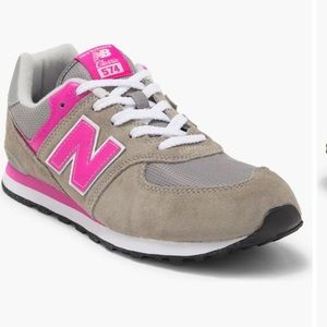 NWT New Balance 574 Running Shoe